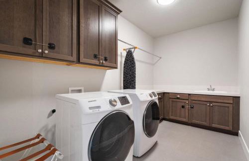 Luxury Home, 5BR, 4BT, Near Portland DT, Game Room, Nature Trails - Foto 26