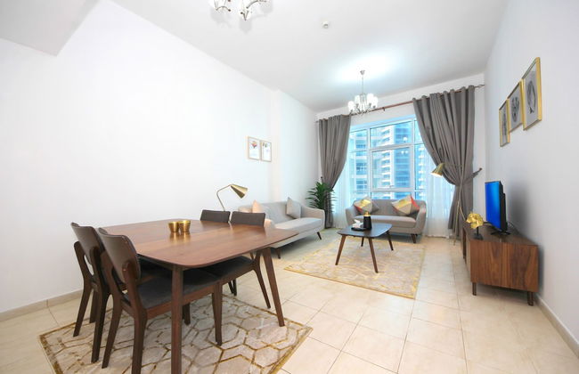 Signature Holiday Homes - Al Fahad Dubai - Photo 15