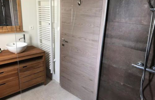 VillaCadière Vue Mer et Vignes Piscine à débordement - Foto 59