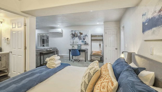 1BD Suitewalking Distance From Red Rocks - Foto 5, Habitación