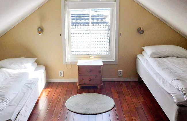 6 Person Holiday Home in Austrheim - Foto 10