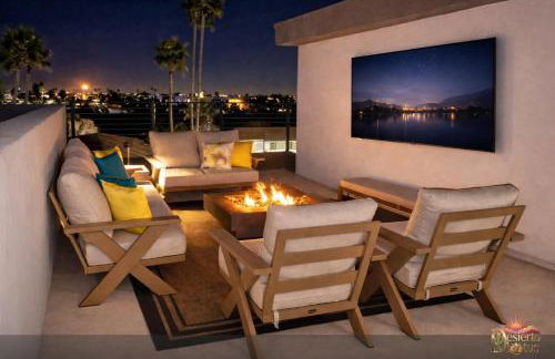 Scottsdale 3BR with Private XL Rooftop, 2Car Garage, Heated Pool & Hot Tub, EV L2, 12min to Airport - Foto 1