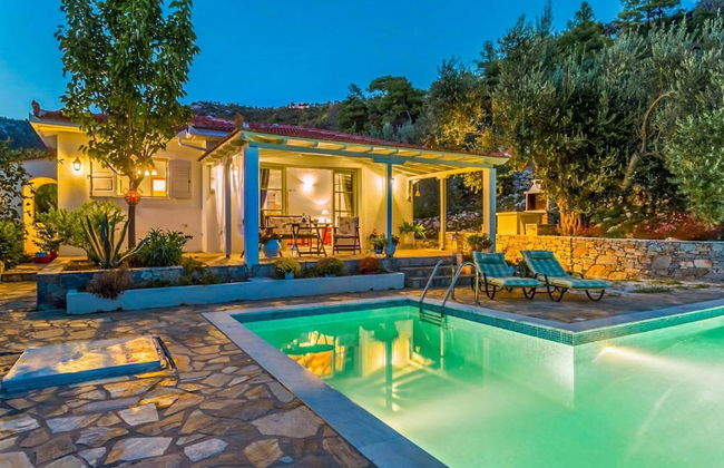 Villa Tassoula Large Private Pool Walk to Beach Wifi - 2830 - Foto 14