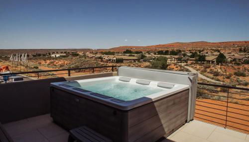 Townhome w Private Hot Tub Air Hockey and more - Foto 5