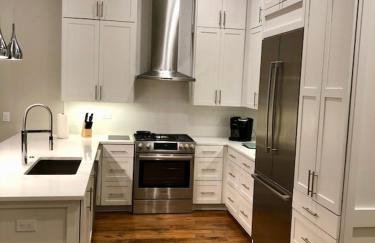 New Luxury Oxford Square Condo at Harrison Square - Foto 18