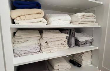 Glamorous Getaway: Exclusive 1BR LA Hotspots - Foto 8