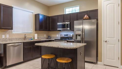 Gated townhouse with heated pool, hot tub, near US60 - Foto 5