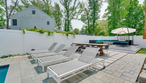 Gorgeous Keansburg Home with Pool Walk to Beach! - Foto 3