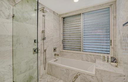 Waterfront, Spa, Pool, Private Paradise on Longboat Key - Photo 23