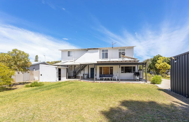 The Beach Haven - Photo 12