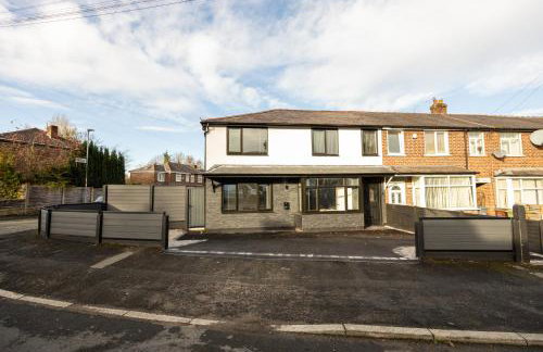 Modern 5-Bed Home EV City Centre 10 min - Foto 27