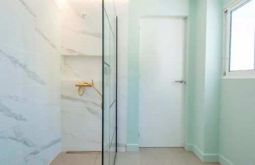 Countryside Elegant 4-Bedroom Suite, Pool & Garden - Foto 40