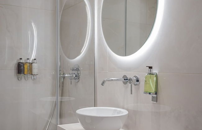 Athenian Grand Riviera Villa - Photo 54