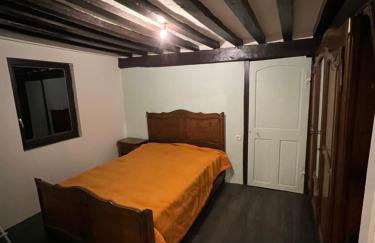 Venez respirer l'air de la Campagne a 70 km de de l'Océan, Villers sur Mers , Deauville ..... Maison de 100 m² ,sur une parcelle de 2000 m² 3 chambres toutes refaites , 2 salles d'eau , 2 toilettes , cuisine équipées . tous refait a neuf - Foto 16