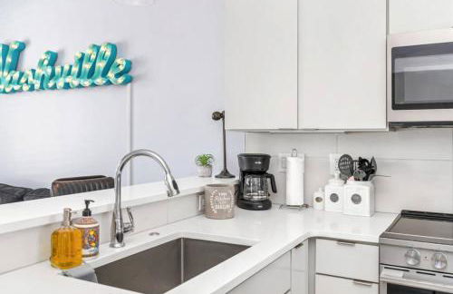 1st Floor Condo No Steps - 2 miles to Downtown - Foto 14