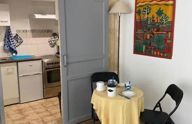 Charmant studio à 2 pas du centre historique - Foto 4