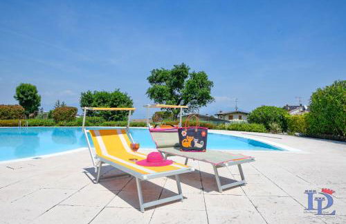 Paradise Lake View in a 5 pools exclusive residence DesenzanoLoft Official Partner Homes & Villas by Marriott Bonvoy - Foto 10