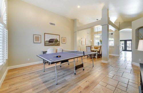 Near Golf and Hikes! Poolside Retreat in Phoenix - Foto 16