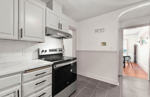 Timeless Historic Home near Downtown with HOT TUB - Foto 12