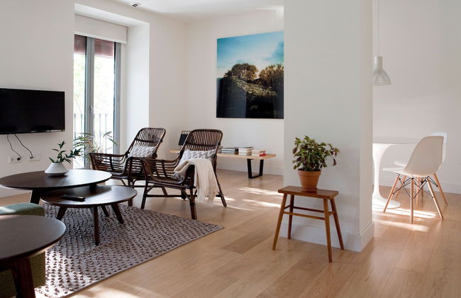 60 Balconies Art - Photo 26