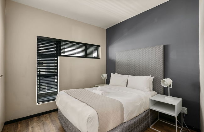 Easy Stay - The Vantage - Photo 32