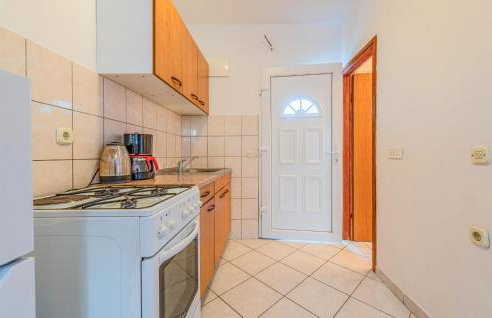 Stunning Apartment In Kustici With House Sea View - Foto 14