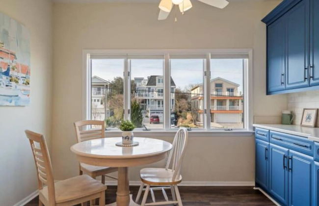 Enjoy Sunny Daze Private Pool Walk to Beach - Foto 12