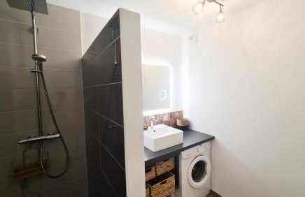 Appt Le Borgeal - rez de jardin, au calme - Foto 10