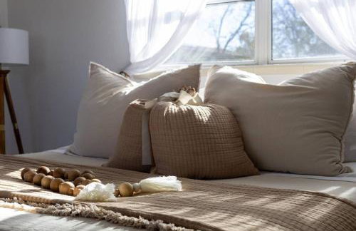 Updated & Spacious 2 BR with Free WiFi - Foto 19