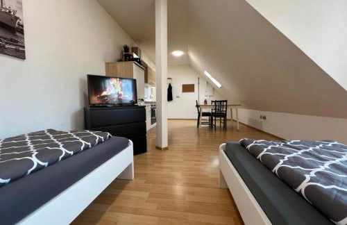 Möblierte Wohnung im Obergeschoss in bester Lage für Feriengäste und beruflich Reisende AW12A-V - Foto 2