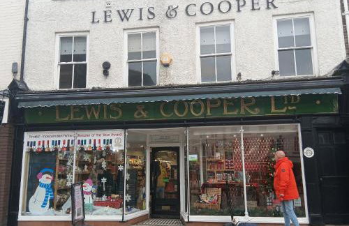 Modern Town Centre 2 Story 2 Bedroom Apartment - Foto 28