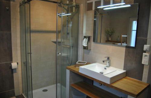 Le Calme au Centre Ville à 10 minutes à pied de la Croisette et des plages - Foto 11