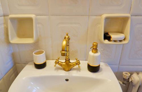 The Art House By The Sea - Photo 31