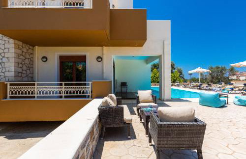 Newly Renovated Villa 4 Seasons with BBQ, private pool, ping pong and football table - Foto 23