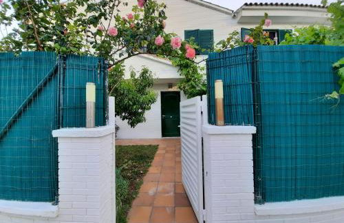 Cosy house with garden infront of the sea - Foto 27