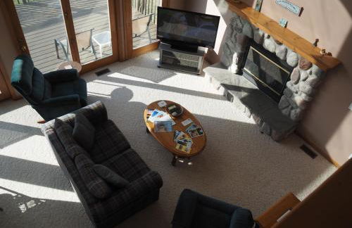 The Hilltop Retreat - Peaceful with Great Views! - Foto 17