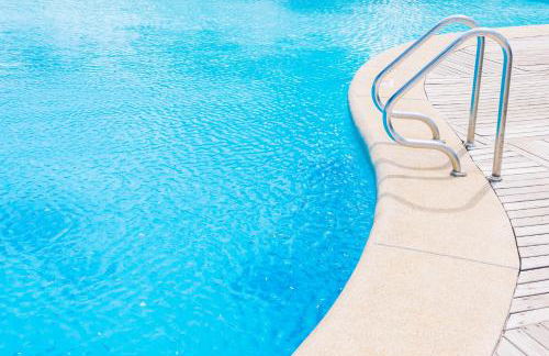 Ninfa Sul Mare Apartments - Piscina Idromassaggio 50 M E T R I dal Mare Free Parking - Foto 2