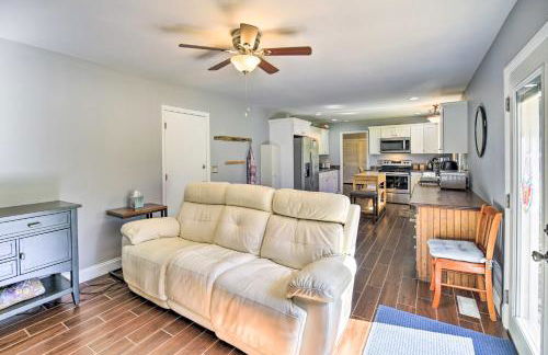 Lakefront Kingsport Home with Private Hot Tub! - Foto 8