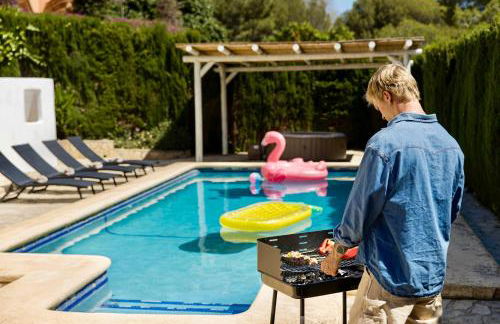 The Alou Villa 1 - Jacuzzi - BBQ - Garden - Pool - Foto 7