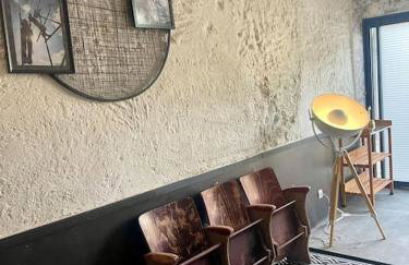 Maison "L'oeil du Prince" - Verdun Centre - Terrasse - Wifi - 7 couchages - 10 personnes - Garage Vélo et moto - Géré par PrestaZen'Services - Photo 5