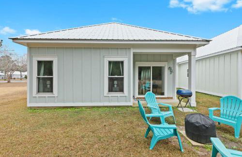 Beachy cottage near Sports Complex OWA beaches shopping restaurants mini golf Central to all the fun Foley has to offer - Foto 46