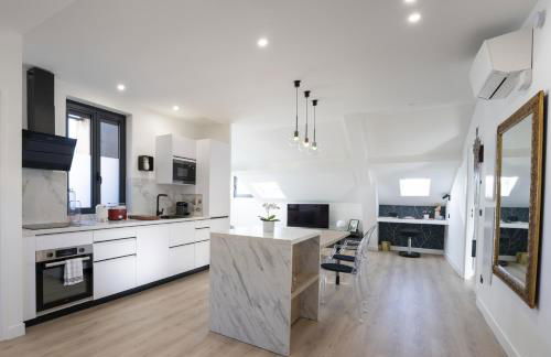 Monte Carlo Monaco Border - luxury, modern, cozy with home feelings and See View - Foto 13