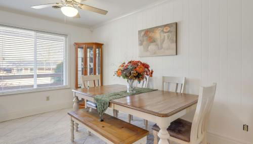 Near Trails and Dtwn Springdale! Dog-Friendly Home - Foto 2
