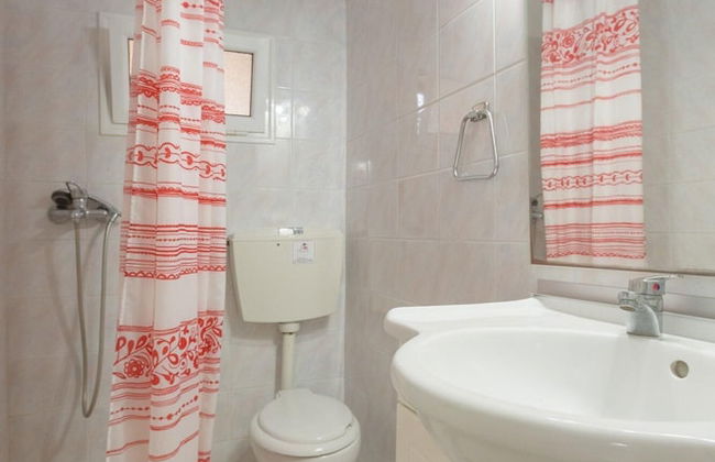 Fotini Walk to Beach Sea Views A C Wifi Car Not Required - 292 - Foto 8