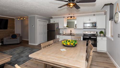 NEW! Remodeled & Upgraded Vacation Apartment - Foto 2