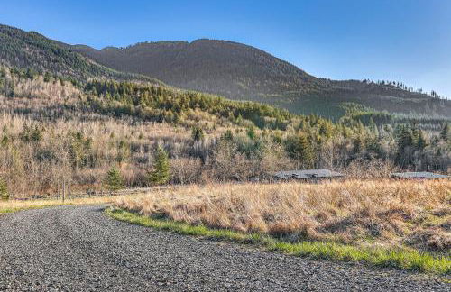 Nature Art Retreat on Breckenridge Creek with Pond! - Foto 38