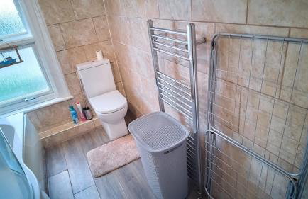 Unique 2BR in Gillingham Cinema Room Wi-Fi Parking - Foto 9