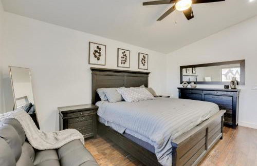 7 Mi to State Farm Stadium Family Home with Pool - Foto 14