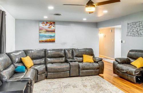 7 Mi to Dtwn Poolside Paradise in Bakersfield! - Photo 5