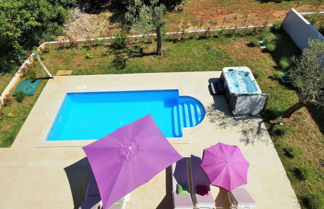 Villa in Rakalj Near Beaches With Pool - Foto 25